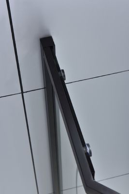 Noir faisant le coin ISO9001 de clôture de douche de quart de cercle de verre trempé